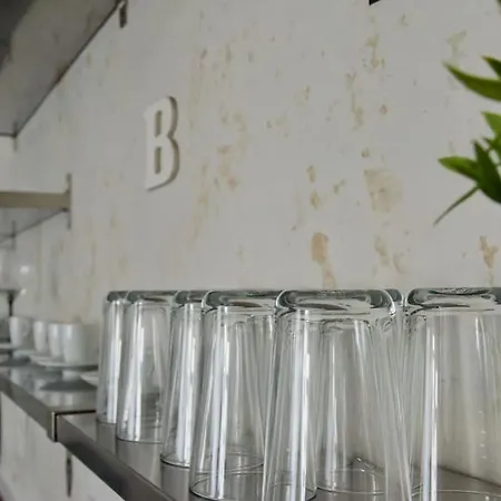 Budget By Hi5 - Mozsar *