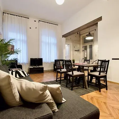 Appartement Budget By Hi5 - Mozsar *
