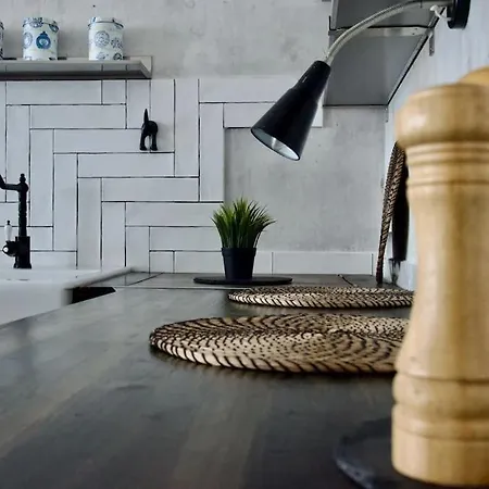 Budget By Hi5 - Mozsar Appartement